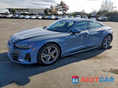 2024 AUDI E-TRON GT PREMIUM PLUS WAUFJBFW3R7000946 - główne zdjęcie licytacji z USA - miniatura