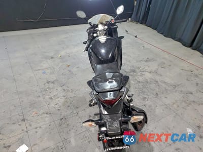 Zdjęcie 6 z 9 samochodu: 2013 HONDA CBR250 R VIN:MLHMC4105D5301917 - miniatura
