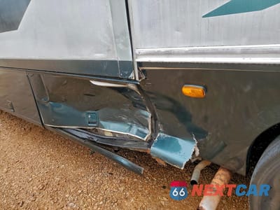 Zdjęcie 9 z 10 samochodu: 2000 FORD F550 SUPER - CAMPER VIN:1FCNF53S9Y0A13792 - miniatura