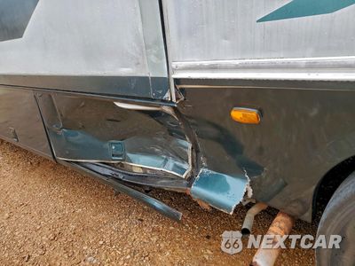 Zdjęcie 9 z 10 samochodu: 2000 FORD F550 SUPER - CAMPER VIN:1FCNF53S9Y0A13792 - miniatura