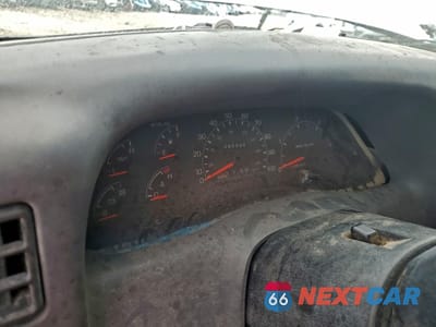 Zdjęcie 9 z 12 samochodu: 2001 FORD F350 SUPER DUTY VIN:1FDWF36F31ED73992 - miniatura