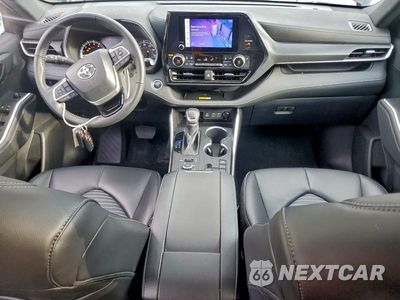 Zdjęcie 8 z 14 samochodu: 2024 TOYOTA HIGHLANDER XSE VIN:5TDKDRBHXRS543239 - miniatura