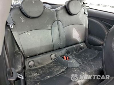 Zdjęcie 10 z 14 samochodu: 2009 MINI COOPER VIN:WMWMF33599TU72229 - miniatura