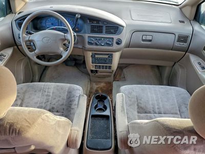 Zdjęcie 8 z 13 samochodu: 2004 TOYOTA SIENNA LE VIN:4T3ZF13CX3U539078 - miniatura
