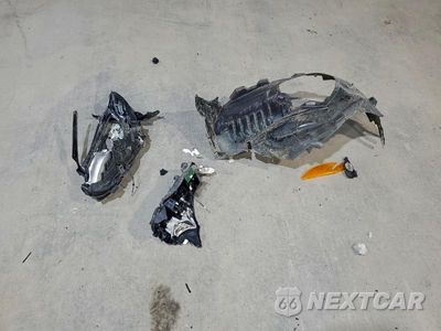 Zdjęcie 12 z 12 samochodu: 2017 MERCEDES-BENZ C 300 VIN:WDDWF4JB3HR236137 - miniatura