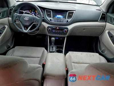 Zdjęcie 8 z 13 samochodu: 2018 HYUNDAI TUCSON SE VIN:KM8J2CA41JU655663 - miniatura