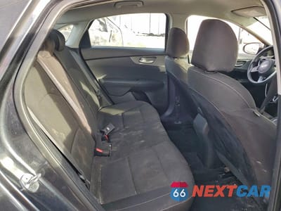 Zdjęcie 10 z 12 samochodu: 2020 KIA FORTE FE VIN:3KPF24AD7LE214606 - miniatura