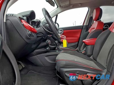 Zdjęcie 7 z 12 samochodu: 2016 FIAT 500X EASY VIN:ZFBCFXBT0GP369005 - miniatura