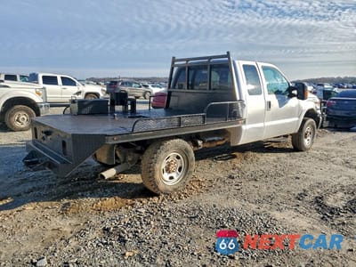 Trzecie zdjęcie samochodu z tyłu: 2016 FORD F250 FLATBED TRUCK VIN:1FT7X2B61GEC24494 - miniatura
