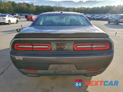 Zdjęcie 6 z 13 samochodu: 2018 DODGE CHALLENGER SXT VIN:2C3CDZAG9JH303071 - miniatura