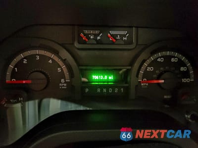Zdjęcie 8 z 10 samochodu: 2012 FORD ECONOLINE E350 SUPER DUTY WAGON VIN:1FBSS3BLXCDA20415 - miniatura