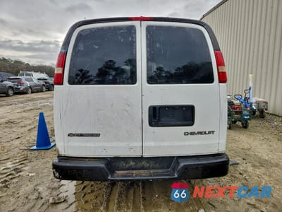 Zdjęcie 6 z 13 samochodu: 2005 CHEVROLET EXPRESS G1500 VIN:1GCFG15X851116582 - miniatura