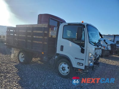 Czwarte zdjęcie samochodu z boku: 2019 ISUZU NPR HD VIN:54DC4W1BXKS814342 - miniatura