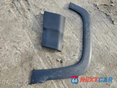 Zdjęcie 13 z 13 samochodu: 2015 JEEP RENEGADE VIN:ZACCJBCT0FPB56450 - miniatura