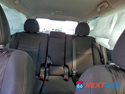 Zdjęcie 10 z 13 samochodu: 2018 NISSAN ROGUE S VIN:5N1AT2MV1JC806602 - miniatura