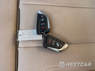 Zdjęcie 13 z 13 samochodu: 2021 BMW 330E VIN:WBA5P7C01MFL06095 - miniatura