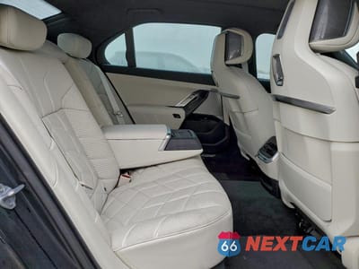Zdjęcie 10 z 11 samochodu: 2024 BMW 760 XI VIN:WBA33EJ0XRCT01867 - miniatura