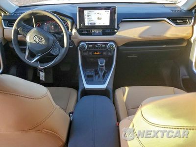 Zdjęcie 8 z 14 samochodu: 2025 TOYOTA RAV4 XLE VIN:2T3C1RFV3SW414020 - miniatura