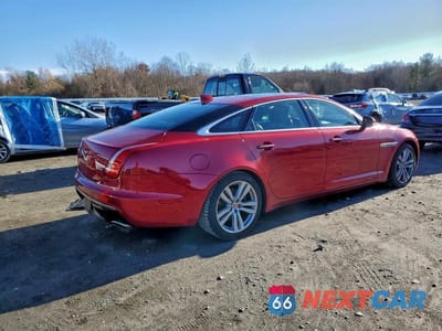 Trzecie zdjęcie samochodu z tyłu: 2016 JAGUAR XJL PORTFOLIO VIN:SAJWJ2GD9G8W02291 - miniatura