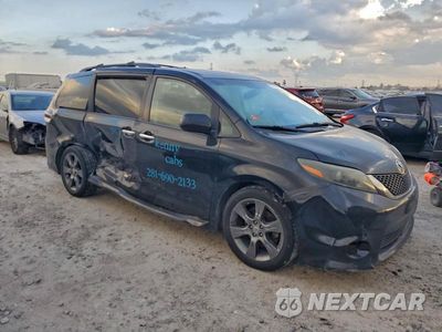 Czwarte zdjęcie samochodu z boku: 2015 TOYOTA SIENNA SPORT VIN:5TDXK3DC3FS677032 - miniatura
