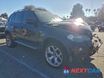 Czwarte zdjęcie samochodu z boku: 2008 BMW X5 4.8I VIN:5UXFE83568L098073 - miniatura