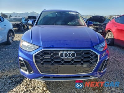 Piąte zdjęcie samochodu w środku: 2023 AUDI Q5 E PREMIUM PLUS 55 VIN:WA1E2AFY4P2053537 - miniatura