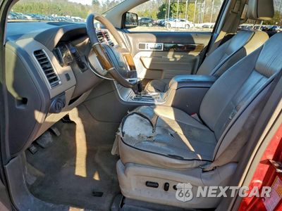 Zdjęcie 7 z 15 samochodu: 2010 LINCOLN MKX VIN:2LMDJ6JC5ABJ21357 - miniatura