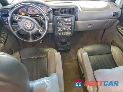 Zdjęcie 8 z 14 samochodu: 2002 PONTIAC MONTANA LUXURY VIN:1GMDX13E72D215537 - miniatura