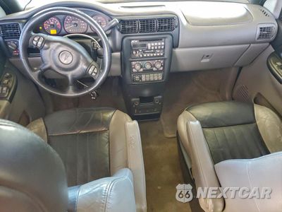 Zdjęcie 8 z 14 samochodu: 2002 PONTIAC MONTANA LUXURY VIN:1GMDX13E72D215537 - miniatura