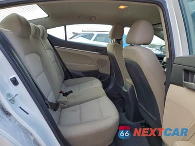 Zdjęcie 10 z 12 samochodu: 2019 HYUNDAI ELANTRA SE VIN:5NPD74LF1KH420005 - miniatura