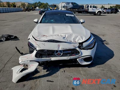 Piąte zdjęcie samochodu w środku: 2024 MERCEDES-BENZ CLE 300 4MATIC VIN:W1KMJ4HB4RF035460 - miniatura