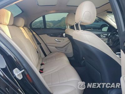 Zdjęcie 10 z 14 samochodu: 2016 MERCEDES-BENZ C 300 4MATIC VIN:WDDWF4KB9GR162395 - miniatura
