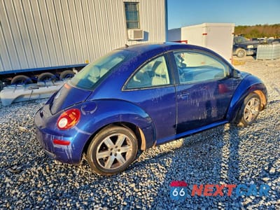 Trzecie zdjęcie samochodu z tyłu: 2006 VOLKSWAGEN NEW BEETLE 2.5L OPTION PACKAGE 1 VIN:3VWRW31C66M404052 - miniatura