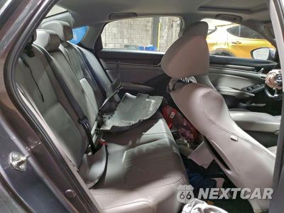 Zdjęcie 10 z 11 samochodu: 2018 HONDA ACCORD TOURING VIN:1HGCV2F91JA038298 - miniatura