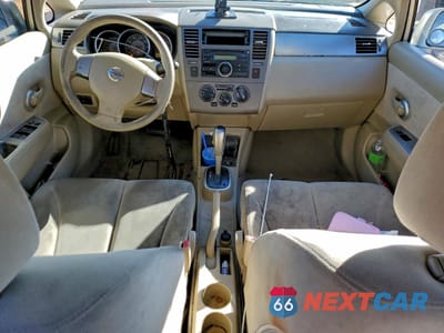 Zdjęcie 8 z 14 samochodu: 2007 NISSAN VERSA S VIN:3N1BC11E77L409130 - miniatura