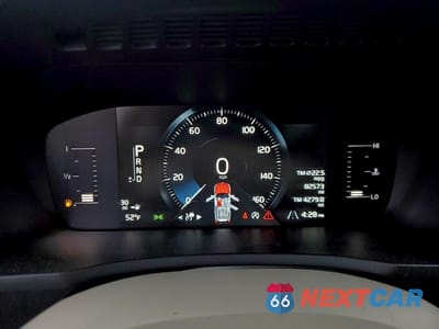 Zdjęcie 9 z 13 samochodu: 2019 VOLVO XC90 T5 MOMENTUM VIN:YV4102PK5K1502861 - miniatura