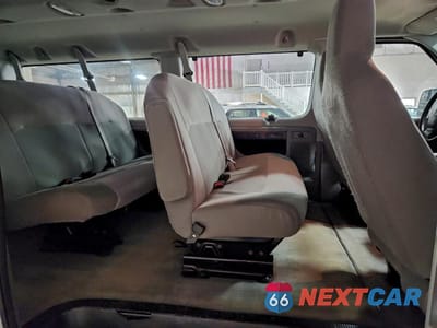 Zdjęcie 6 z 10 samochodu: 2012 FORD ECONOLINE E350 SUPER DUTY WAGON VIN:1FBSS3BLXCDA20415 - miniatura