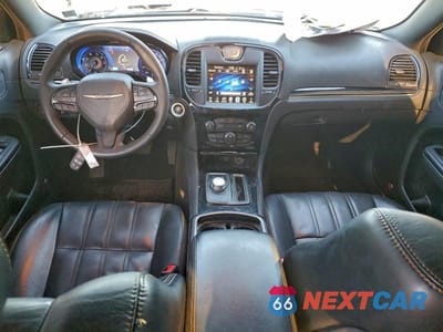 Zdjęcie 8 z 11 samochodu: 2016 CHRYSLER 300 S VIN:2C3CCABG4GH310912 - miniatura