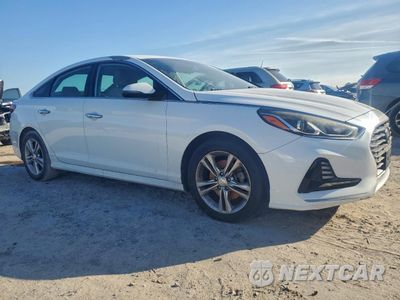 Czwarte zdjęcie samochodu z boku: 2018 HYUNDAI SONATA SPORT VIN:5NPE34AF6JH613607 - miniatura