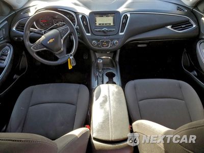 Zdjęcie 8 z 14 samochodu: 2018 CHEVROLET MALIBU LT VIN:1G1ZD5ST5JF109271 - miniatura