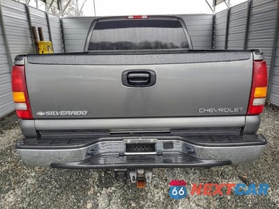 Zdjęcie 6 z 14 samochodu: 2002 CHEVROLET SILVERADO K2500 HEAVY DUTY VIN:1GCHK29U82E241129 - miniatura