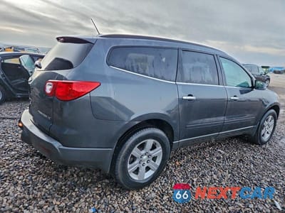Trzecie zdjęcie samochodu z tyłu: 2011 CHEVROLET TRAVERSE LT VIN:1GNKVJED2BJ162096 - miniatura
