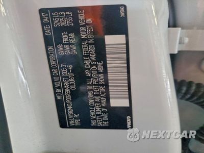 Zdjęcie 12 z 14 samochodu: 2018 VOLVO S90 T5 MOMENTUM VIN:LVY982MK0JP006759 - miniatura