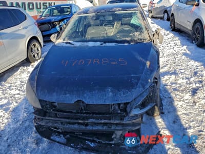 Piąte zdjęcie samochodu w środku: 2017 VOLKSWAGEN GOLF S VIN:3VW217AU9HM009396 - miniatura