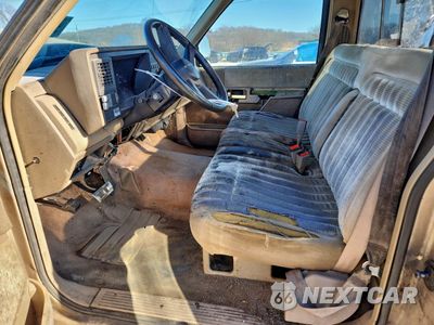 Zdjęcie 7 z 14 samochodu: 1990 GMC SIERRA C1500 VIN:2GTEC14K9L1525422 - miniatura