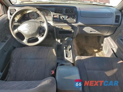 Zdjęcie 8 z 11 samochodu: 2000 NISS FRONTIER CREW CAB XE VIN:1N6ED27T3YC402026 - miniatura