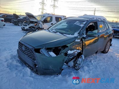 2024 TOYOTA COROLLA CROSS LE 7MUCAABG6RV100825 - główne zdjęcie licytacji z USA - miniatura