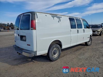 Trzecie zdjęcie samochodu z tyłu: 2001 GMC SAVANA 2500 DELIVERY VAN VIN:1GTGG29R111101793 - miniatura
