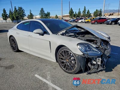 Czwarte zdjęcie samochodu z boku: 2018 PORSCHE PANAMERA 4 VIN:WP0AA2A75JL114259 - miniatura