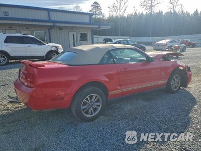 Trzecie zdjęcie samochodu z tyłu: 2005 FORD MUSTANG VIN:1ZVFT84N555206282 - miniatura